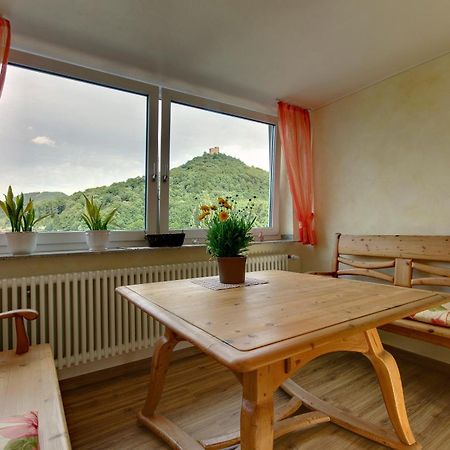 Panorama-Fewo Toepfer Apartment Annweiler am Trifels Bagian luar foto