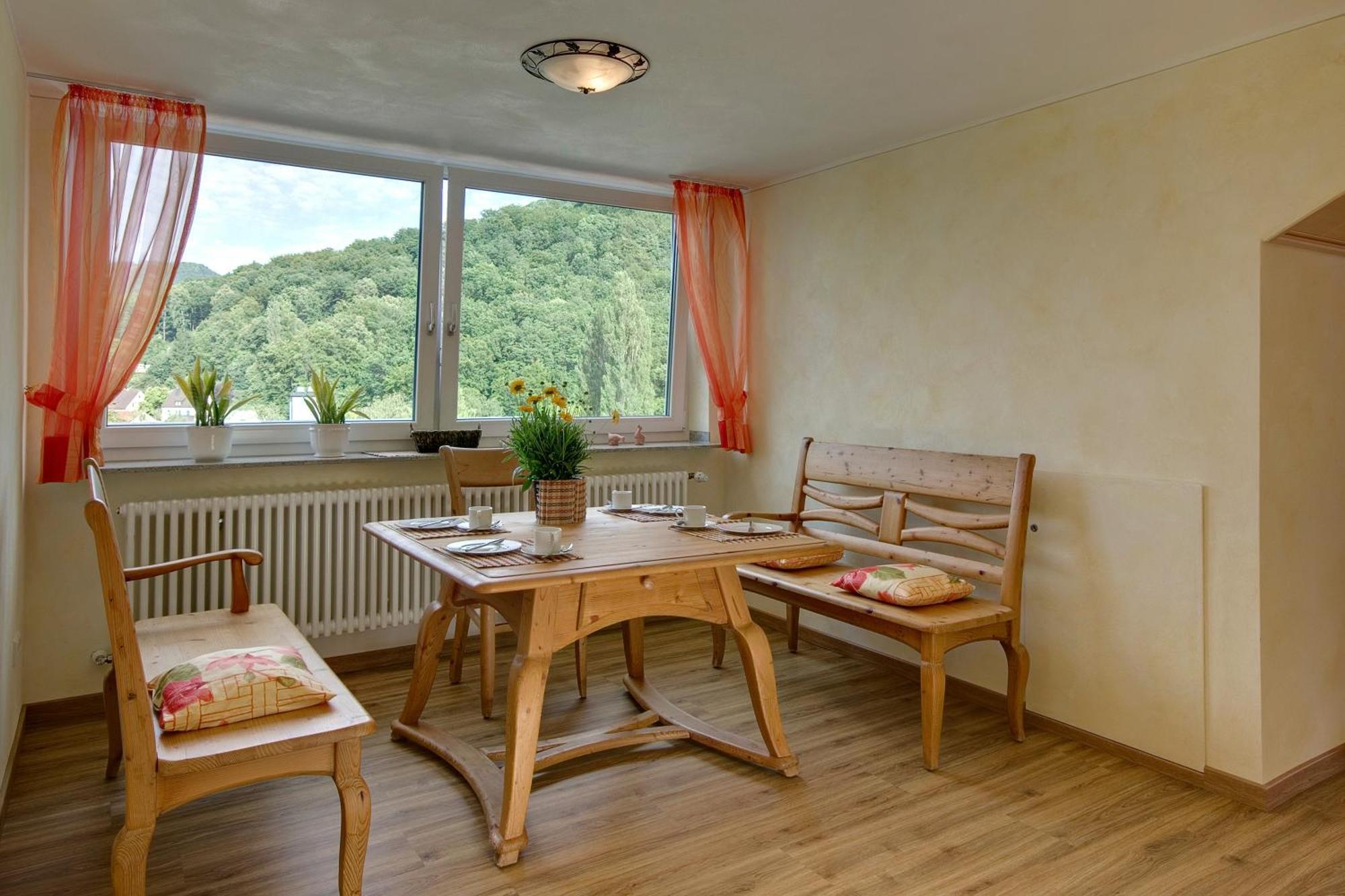 Panorama-Fewo Toepfer Apartment Annweiler am Trifels Bagian luar foto